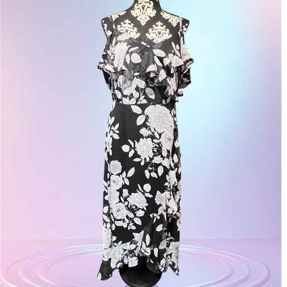 London Times Dresses & Skirts - Floral Cocktail Dress